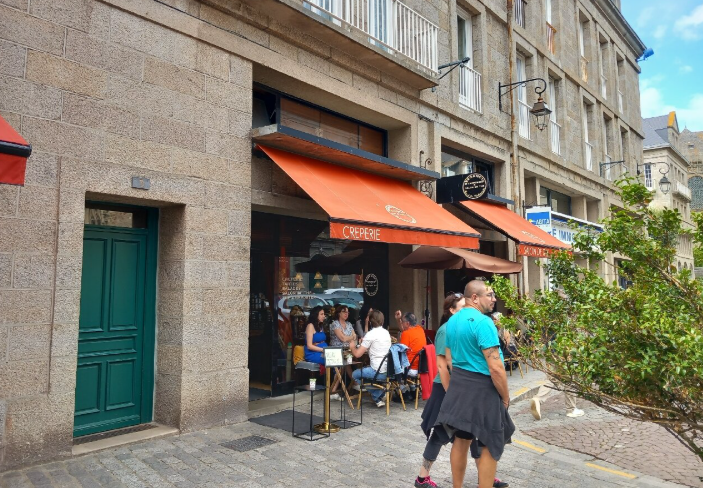 La Broceliande, pâtisserie bretonne accessible de Saint-Malo