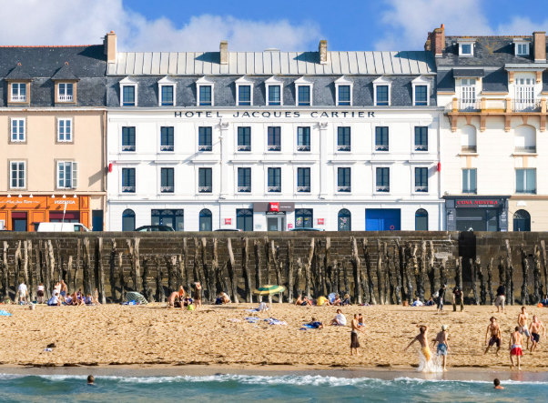 Mercure Saint-Malo Front de Mer, hôtel accessible vue plage
